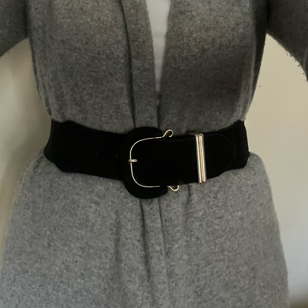 New J.McLaughlin Black Suede Elastic Belt, sz. S/M